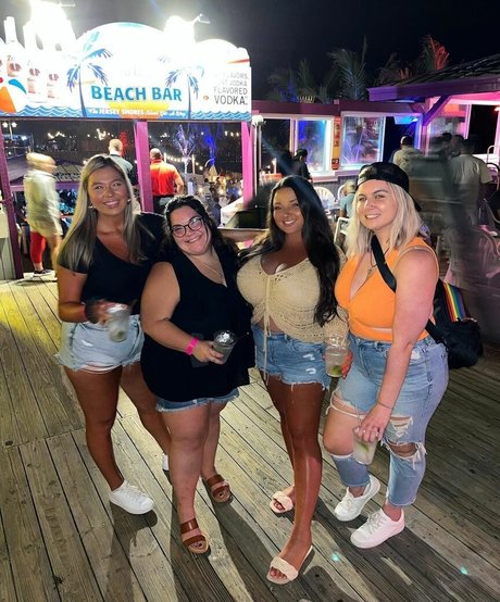 Jenn M model erotic picture