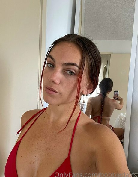 bobbiedavis perfect actress photo