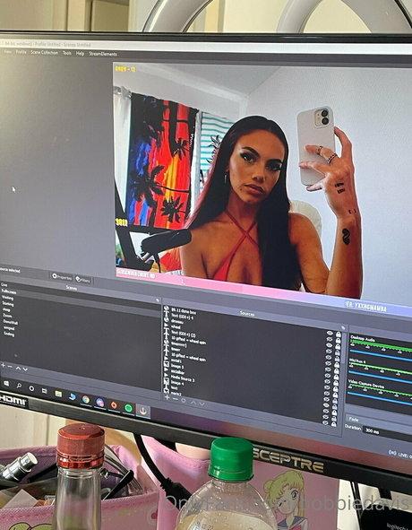 bobbiedavis star erotic gallery