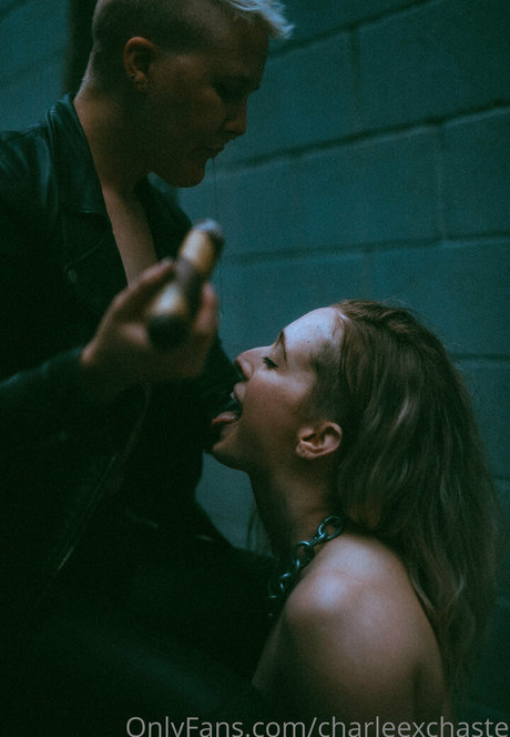 charleexchaste nudes model gallery