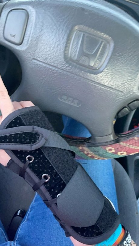 queenbr3399 porn star photo