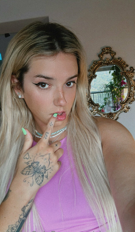 cloexrain pornstar high quality pics