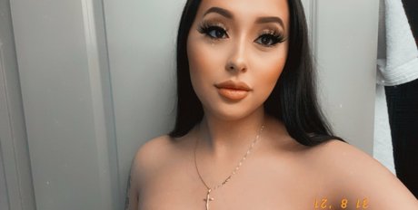 ccalii9403 erotic actress img