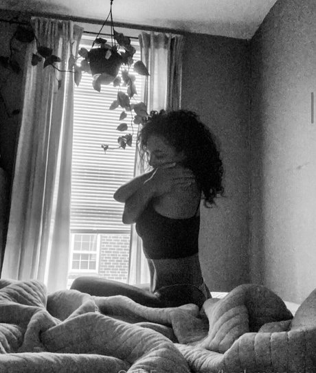 bad mmama star erotic image