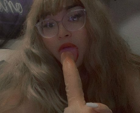 lovergirllynn free star img