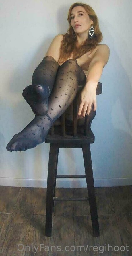 regihoot erotic pornstar pic