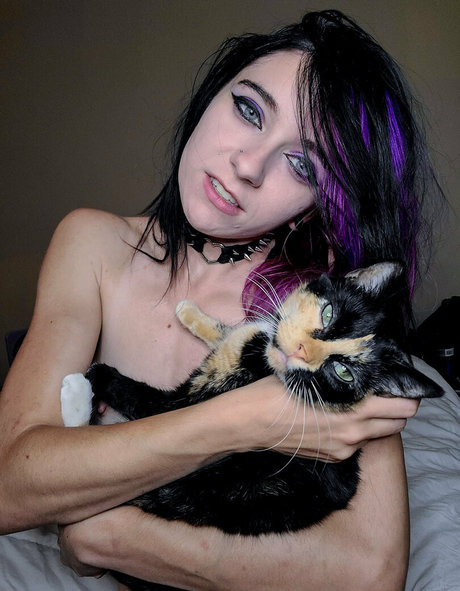 malice in hell pornstar photo