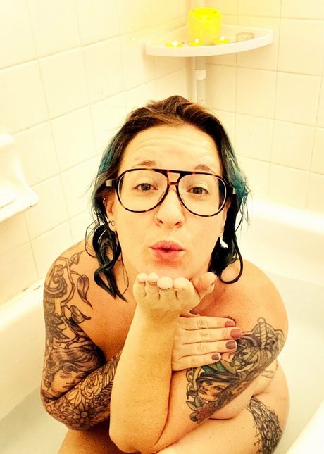 molleewaters pornstar sexy image