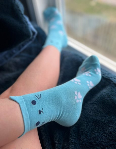 dommetomorrow free hot star photos