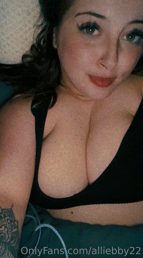 alliebby22 model pretty img