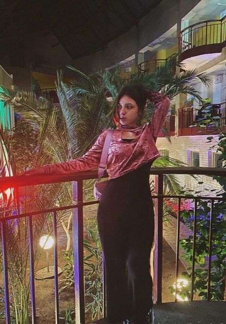 petite feet onlyfans sexy pic