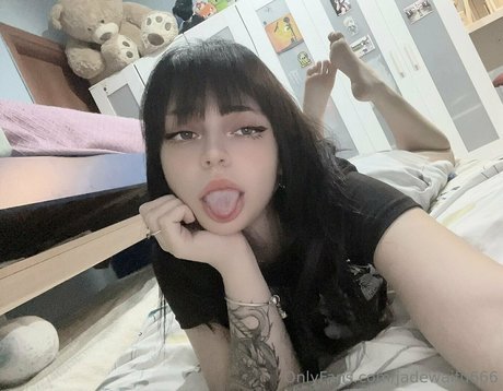 jadewaifu666 sexy actress image