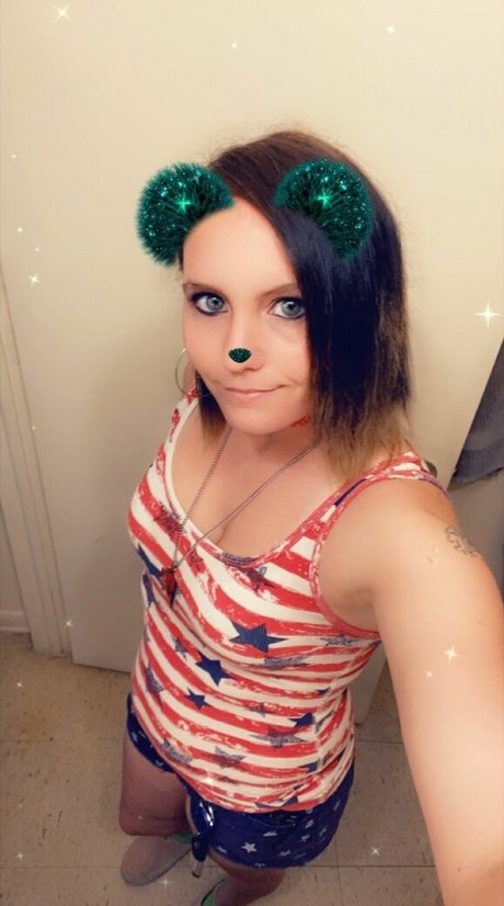 barrelbabe2020 nude model archive