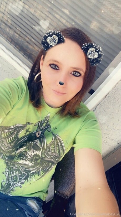 barrelbabe2020 naked pornstar image