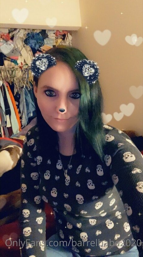 barrelbabe2020 model beautiful pics