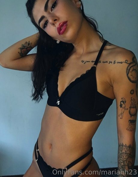 mariahh23 high quality model pictures