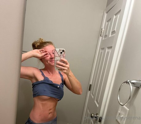 Dailyserena model nude galleries