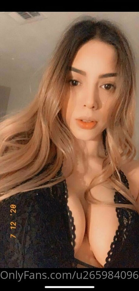 danagorgeus exclusive star gallery