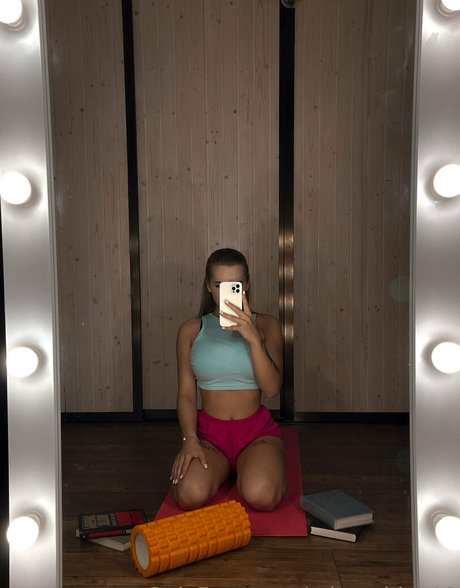 missashley19 nude pornstar picture