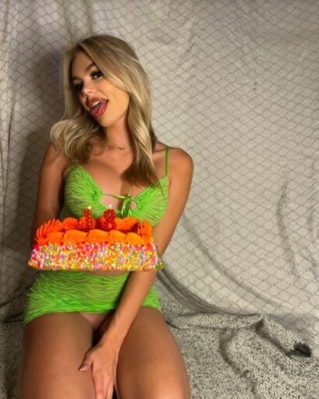 vedaathensfree model exclusive picture