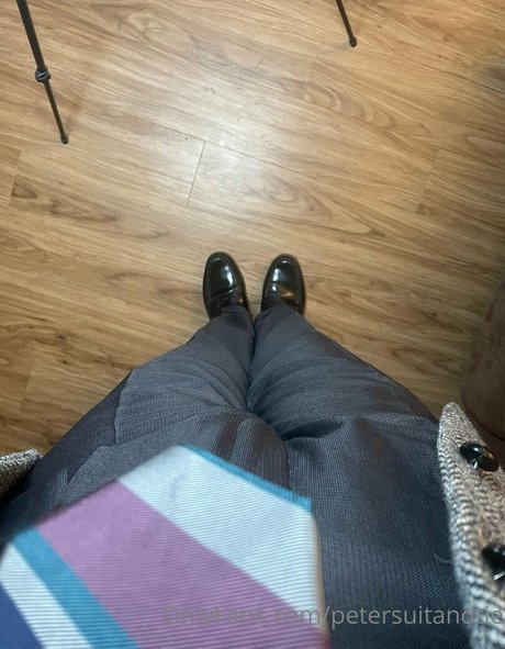petersuitandtie nudes star picture