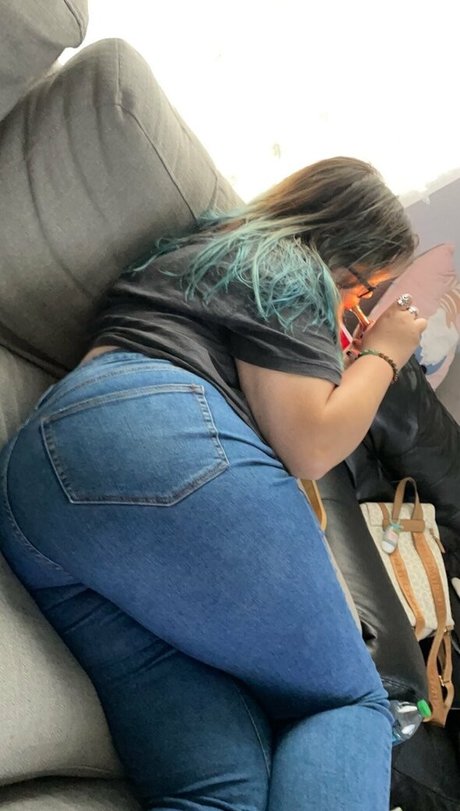 chloeyblack best model image