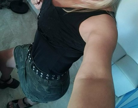 fraticellizamira star nudes image