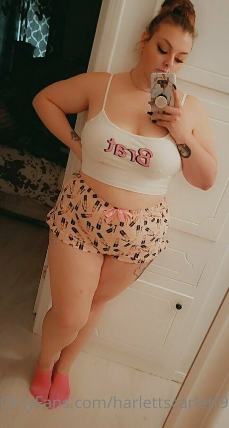 harlettscarlett93 pornstar photos