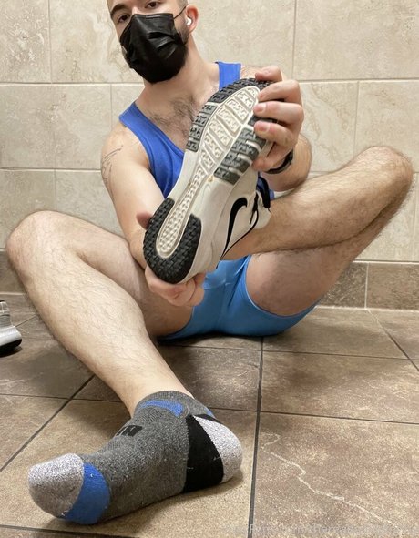 adjectiveotter star naked photo