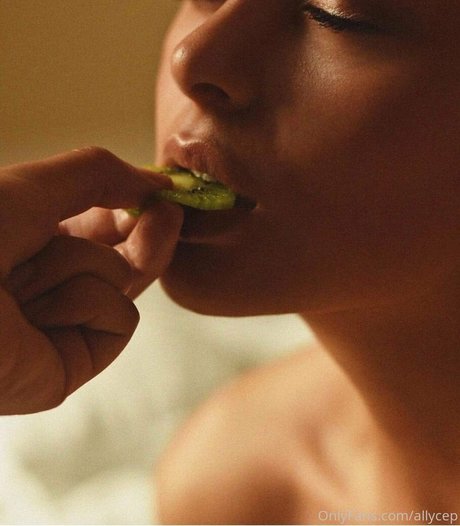 ceplia pretty actress images