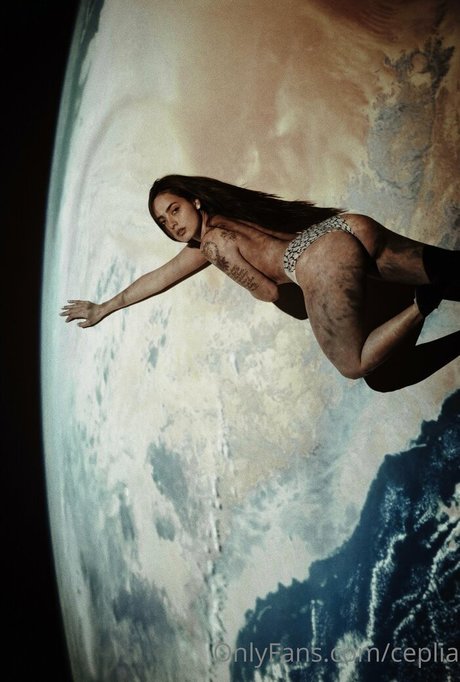 ceplia nude actress pics