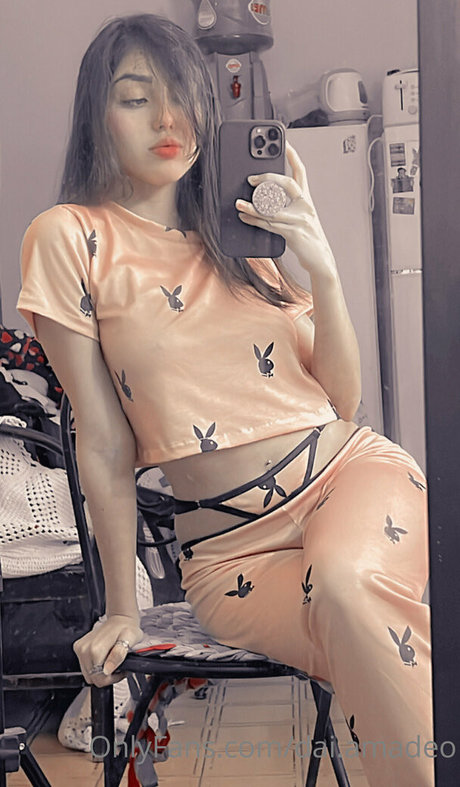 Dai Amadeo sexy star picture