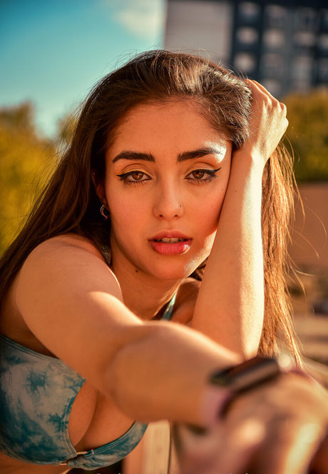 Dai Amadeo star beautiful image