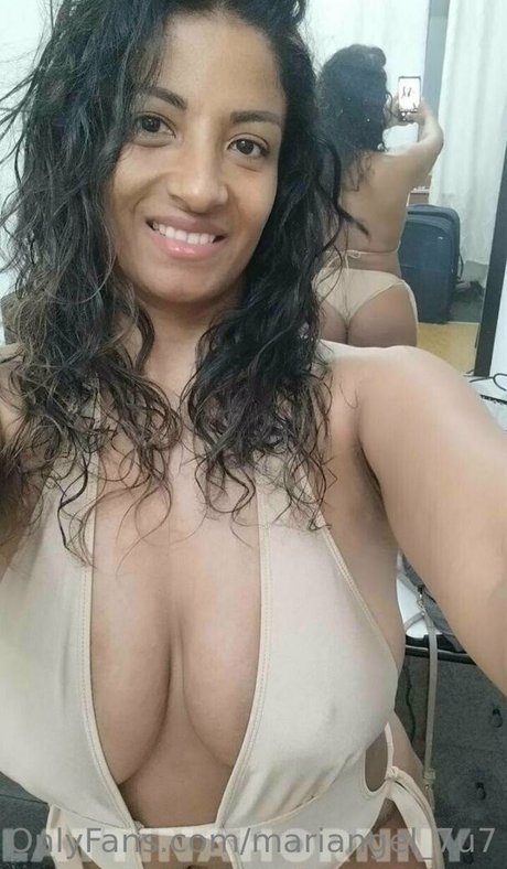 mariangel 7u7 pornstar top image