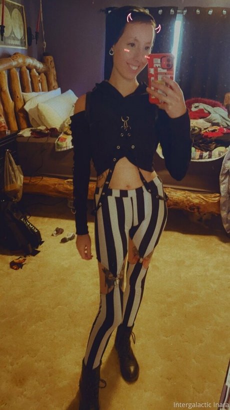 Alieninara nudes actress pics