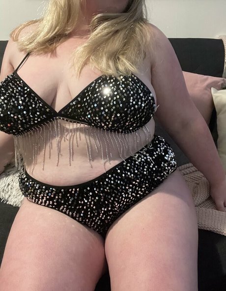 subgirl1990free pretty model gallery