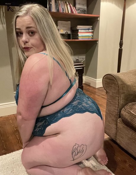 subgirl1990free perfect star photo