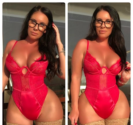 jennnnniferthomson nude model photos