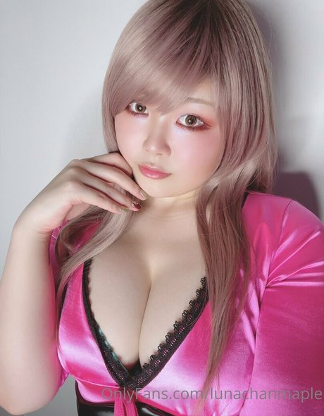 lunachanmaple pornstar sexy picture