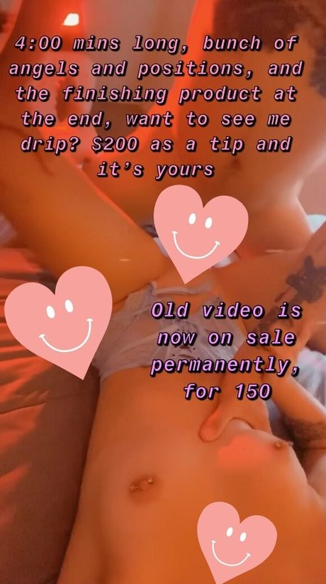 keepinitpeachykeen model free photo