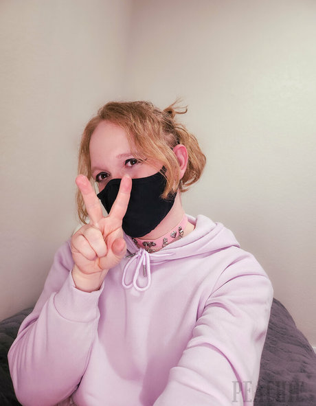 peachiepremium model img