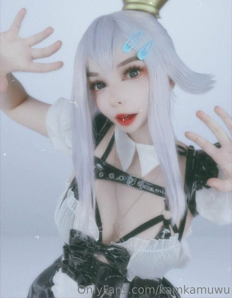 kamkamuwu nudes model img