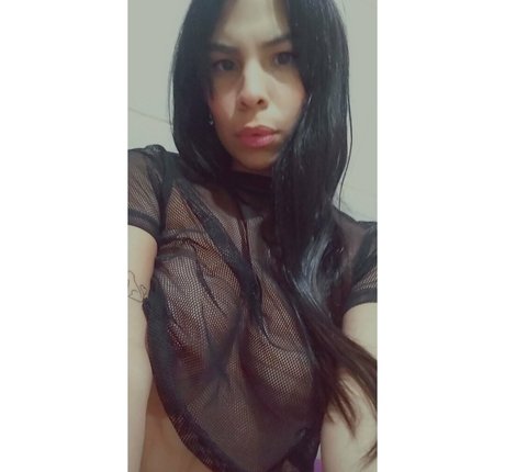 bellahotbrunette model perfect gallery