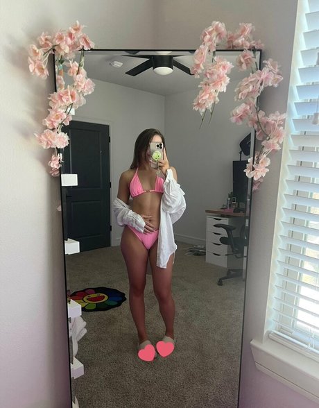 GXR Shorty adult star pics