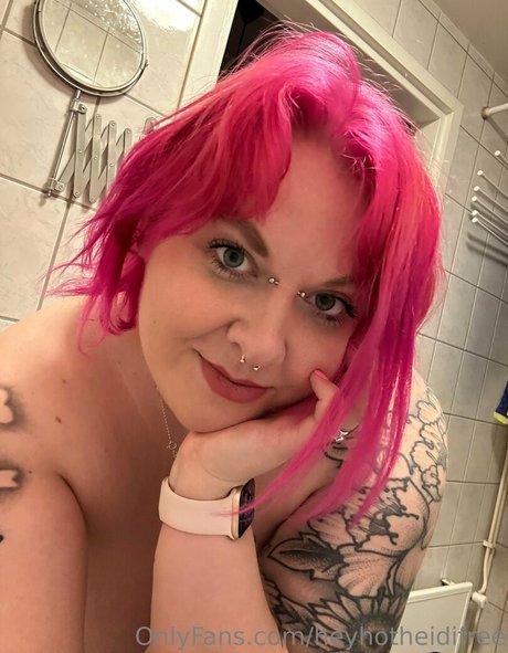 heyhotheidifree nice model img