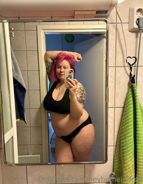 heyhotheidifree perfect pornstar photos