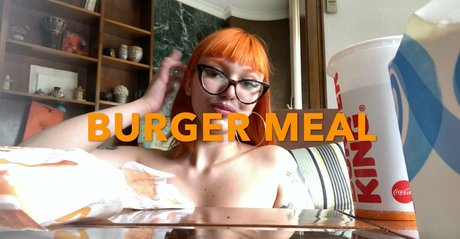 freelamakoto pretty pornstar pictures