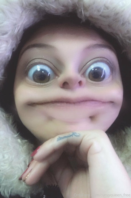 curvyqueenpromo star nude pictures