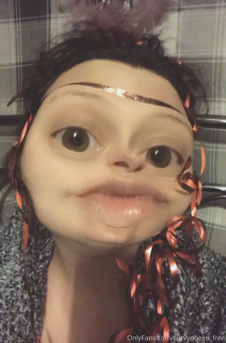 curvyqueenpromo model perfect picture