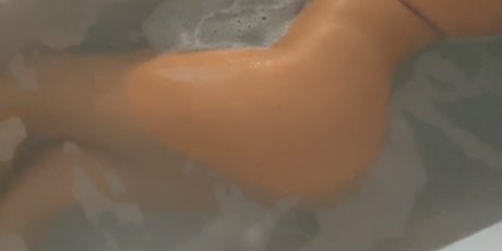 sashashhh free actress photos